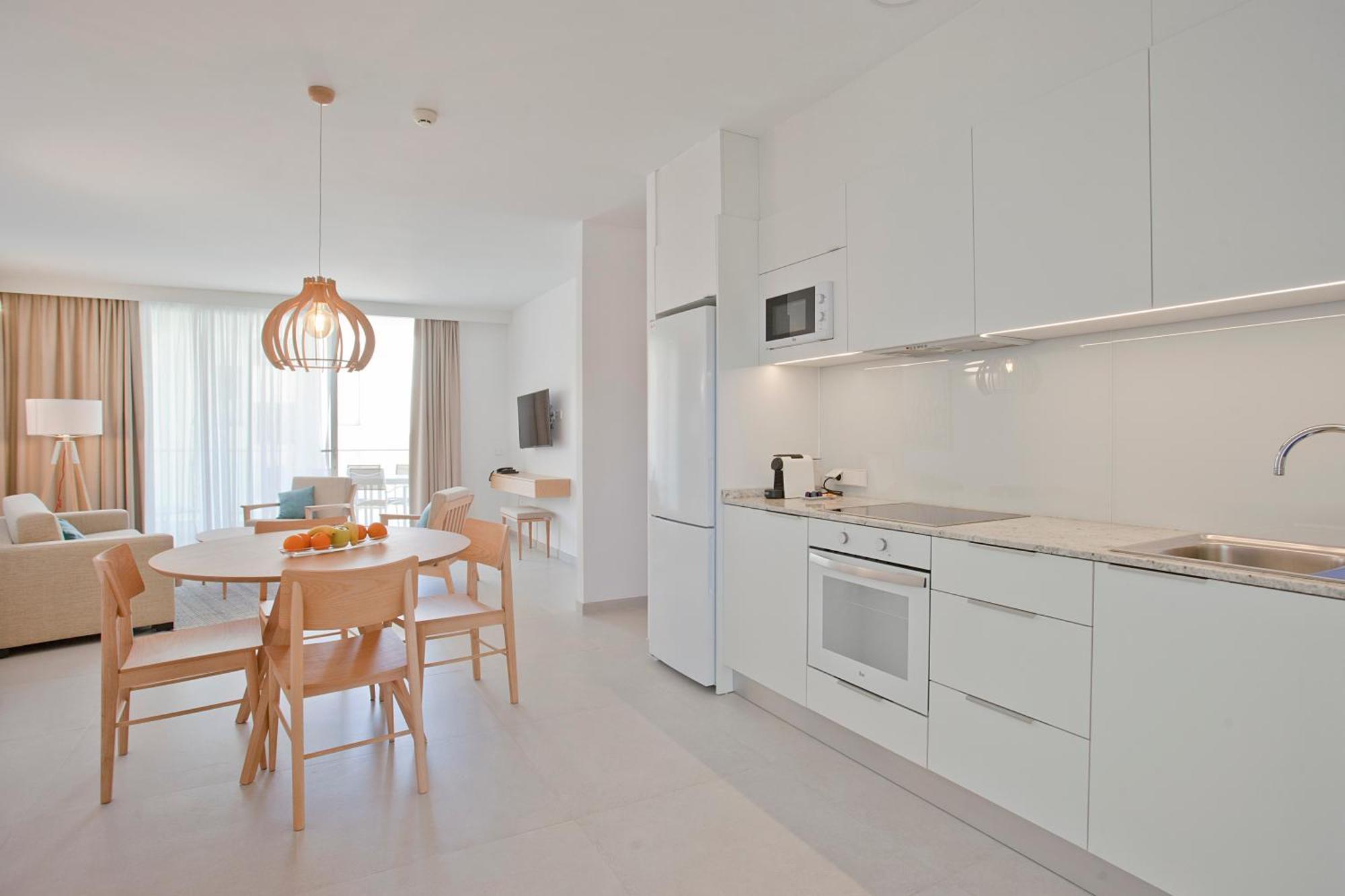 Apartaments Posidonia Колонья Сант Джордин Экстерьер фото